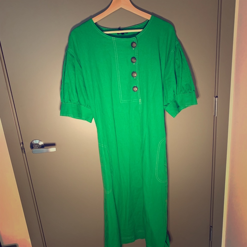 70s style green dress